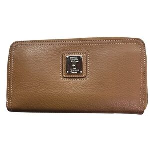 Tignanello Genuine Leather Embossed Dark Wheat Wallet NWT